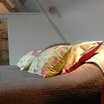 Bed & Breakfast Maison D'hotes La Corne D'or