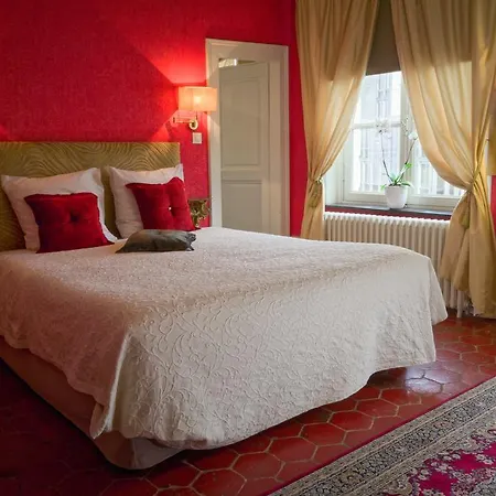 Bed & Breakfast Maison D'hotes La Corne D'or 2*