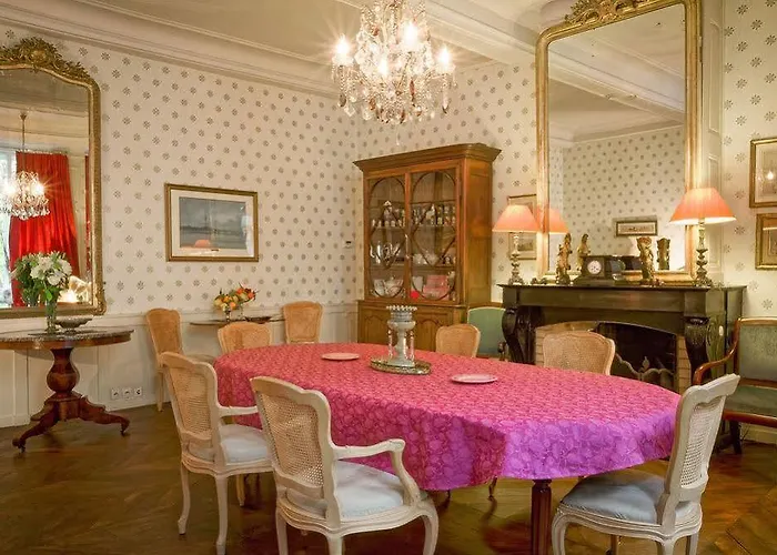 Maison D'hotes La Corne D'or 2*